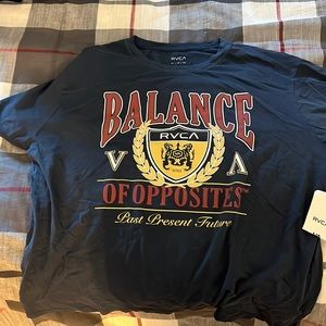 RVCA shirt XL